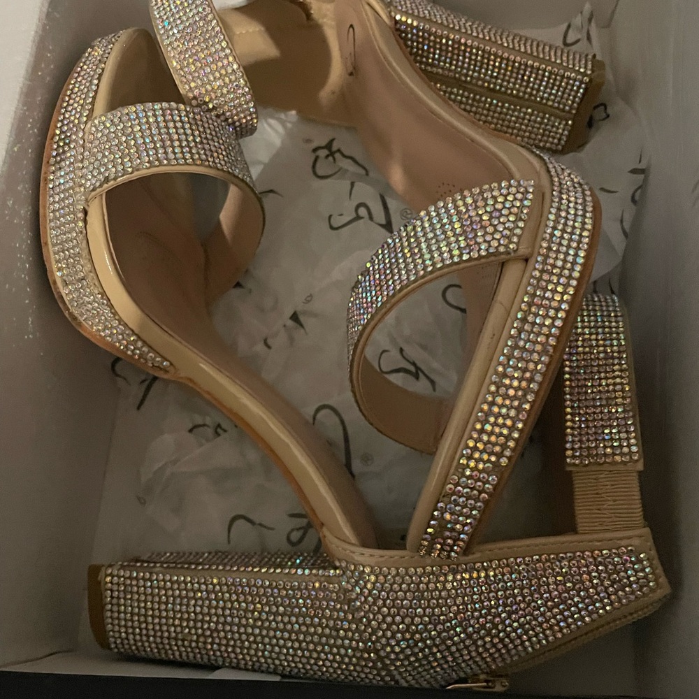Windsor Sparkling Rhinestone Heels